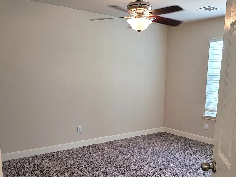 21735 Thunder Basin — Photo 9