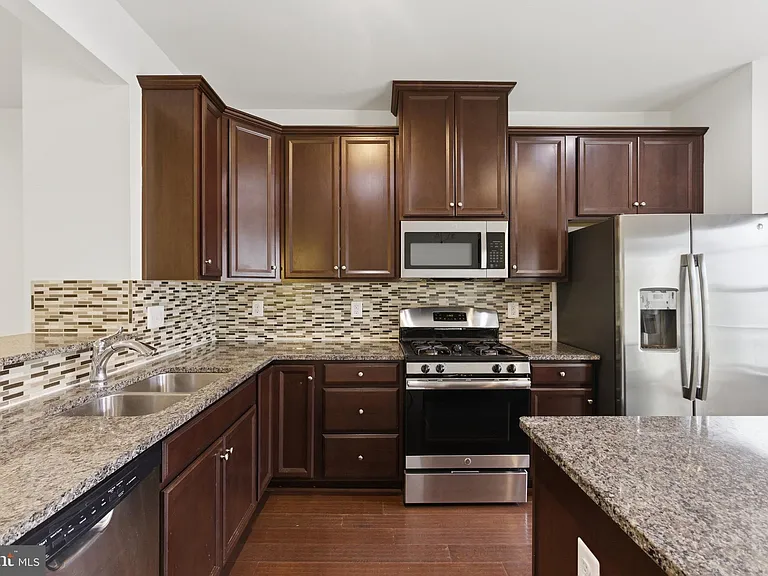 12191 Montreat Pl — Photo 14
