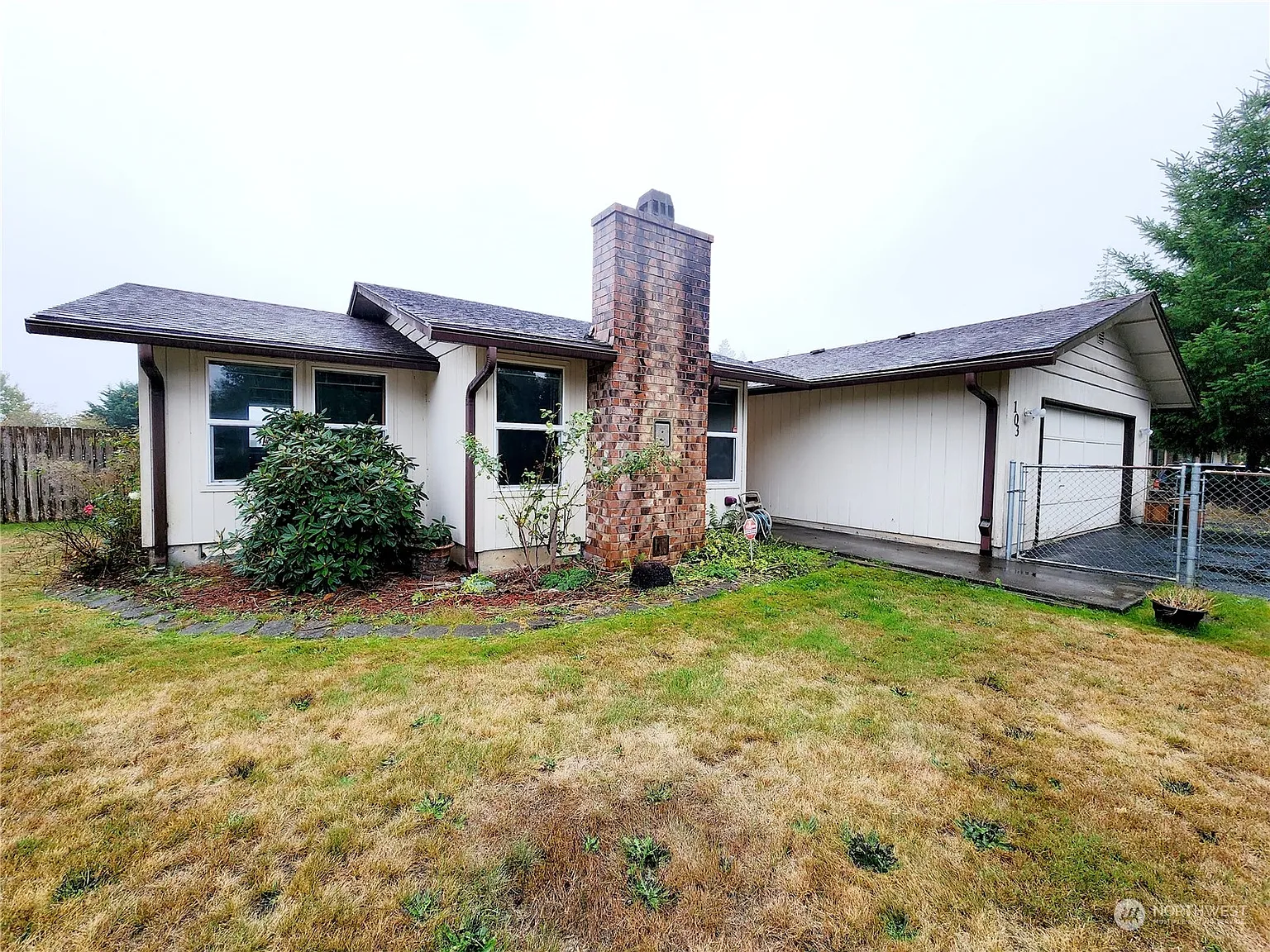 103 Cedarwood Drive photo 1