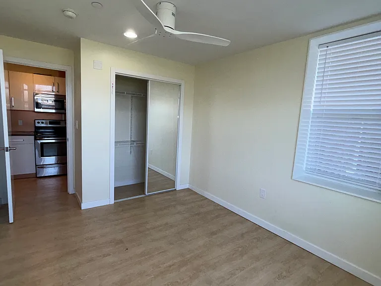 249 S 49th St #206 — Photo 6