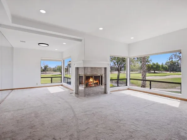 12132 Royal Birkdale Row Unit 202E, San Diego, CA 92128