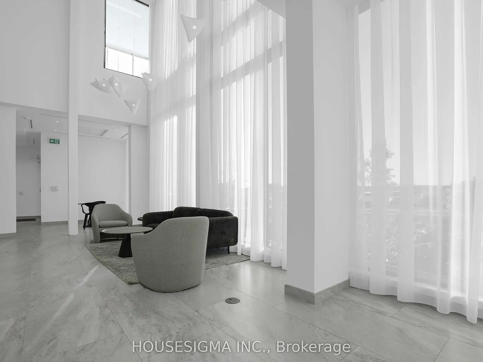 2 bed, $2,400 — Photo 4