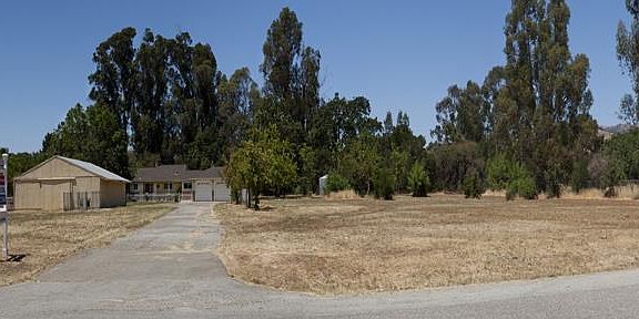 5th image of 1989 Jeanie Ln