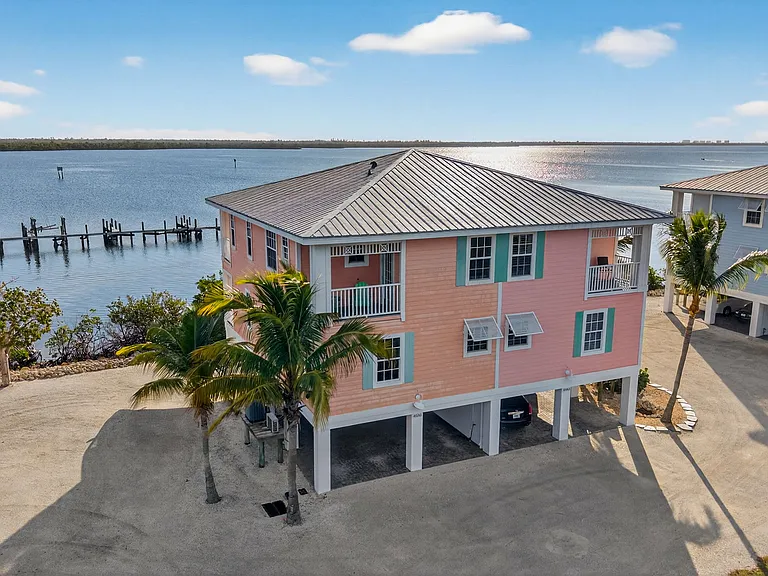 Redfish Point Rd — Photo 1