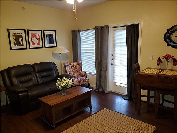 5th image of 2320 Gracy Farms Ln APT 813
