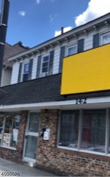 2nd image of 142-144 Philadelphia Ave