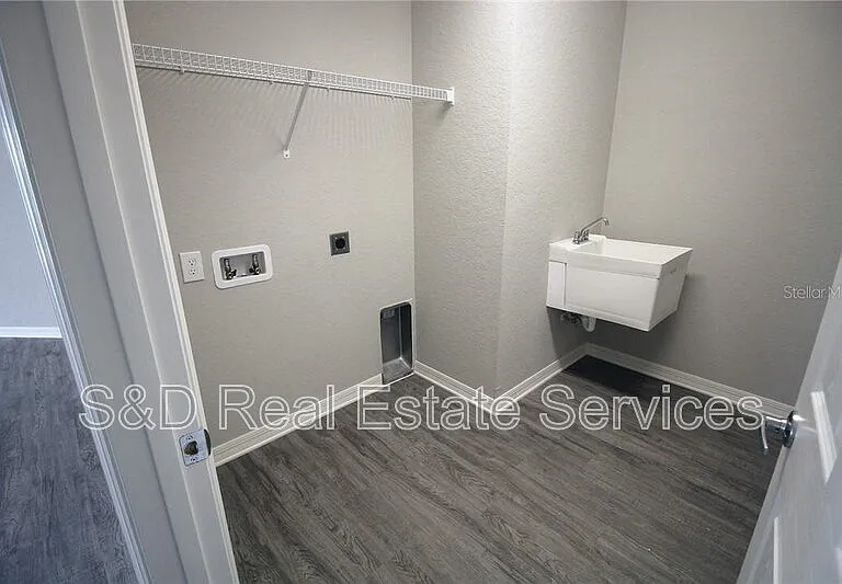 4125 Red Fern Ln — Photo 4