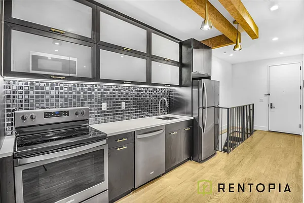 Rented by Rentopia | media 10