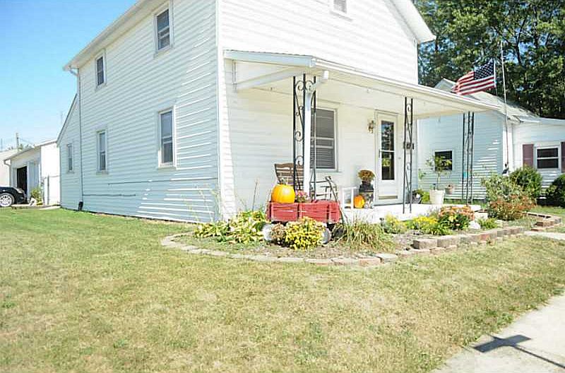 637 Hoying St, Celina, OH 45822 Zillow