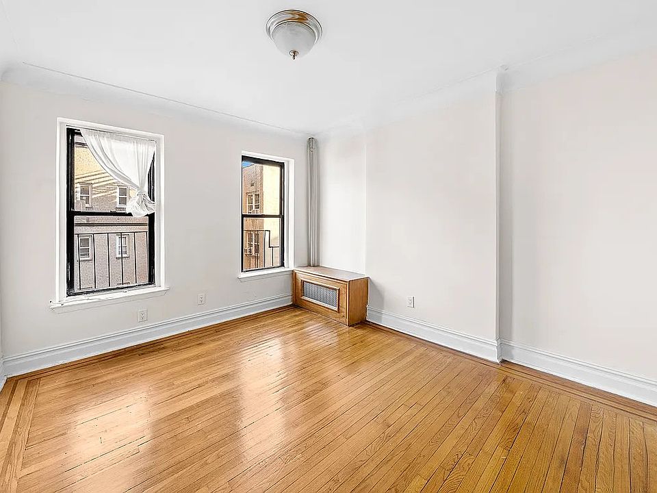 1st image of 1606 1st Ave APT 4D