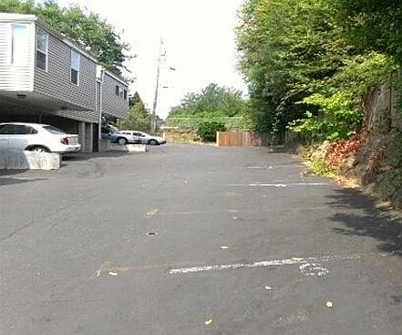 1st image of 615 SW Ambaum Blvd APT 105