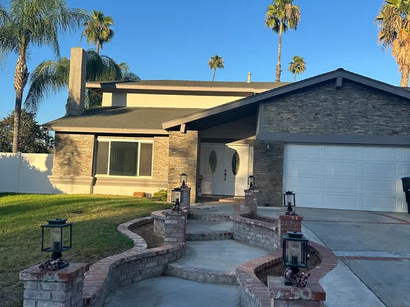 6176 Bluffwood Dr, Riverside, CA 92506