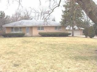 4220 Venard Rd, Downers Grove, IL 60515