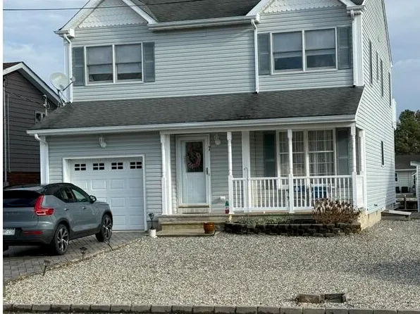 7 Albatross Point, Bayville, NJ 08721