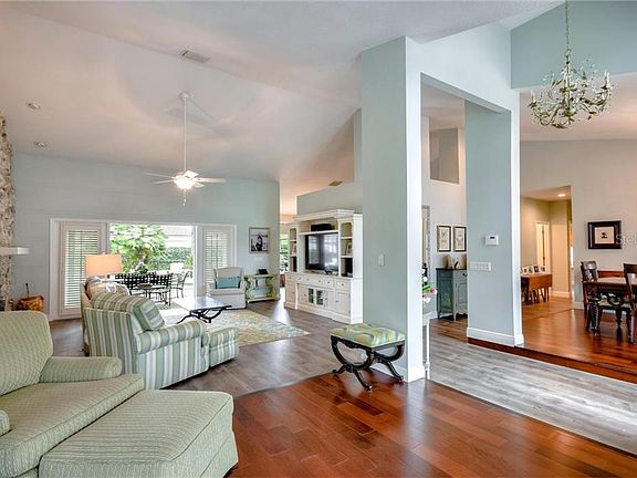 5th image of 9003 Gladin Ct