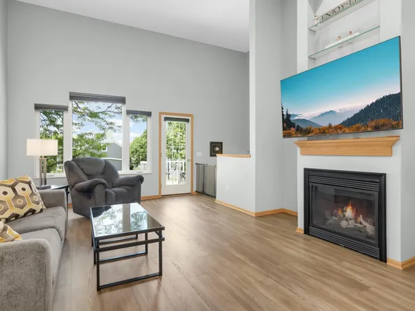 4770 Underwood Ln N Unit A, Plymouth, MN 55442