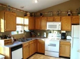 32 Ridge View Cir, Dry Ridge, KY 41035