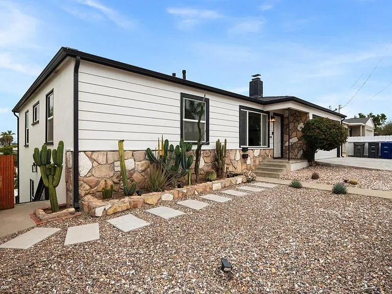 4250 Blackton Dr — Photo 2
