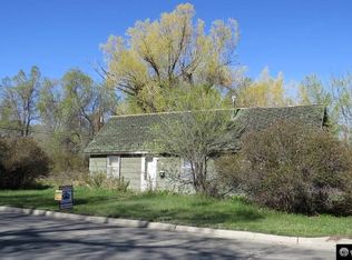 777 N 3rd St, Lander, WY 82520