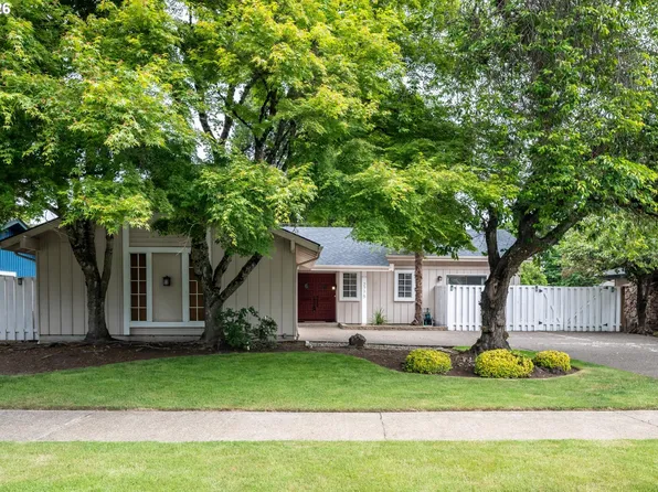 2775 Elysium Ave, Eugene, OR 97401