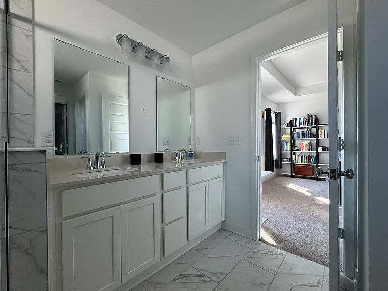 6696 Halsey St — Photo 9