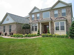 6 Stillwater Ct, Algonquin, IL 60102