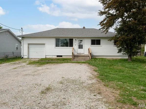 209 Sterling Dr, Moro, IL 62067