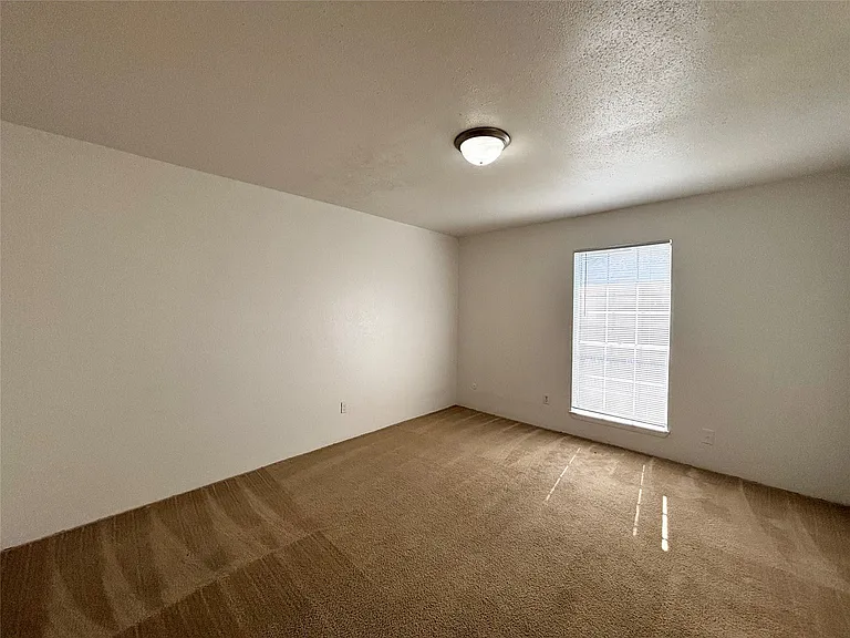 9201 Clarewood Dr #129 — Photo 12