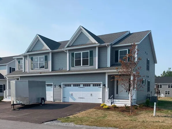 227 Greenbrook Circle #32, Milton, VT 05468