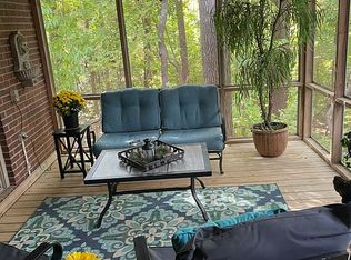 133 Royal Oaks Ln, Lexington, SC 29072