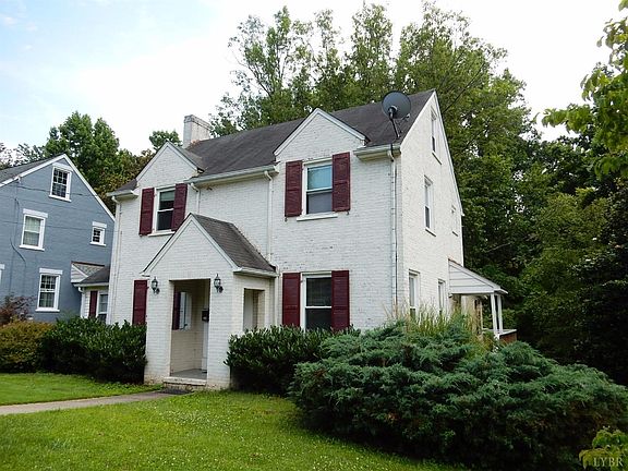 2nd image of 1107 Rhode Island Ave