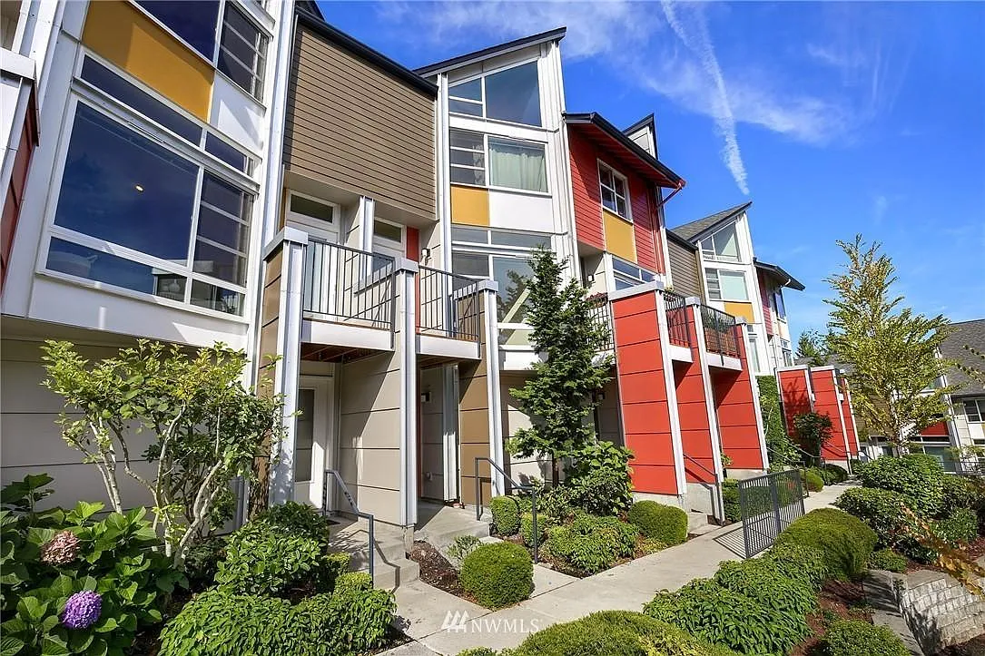 2 bed, 1292 sqft, $3,195 — Photo 1