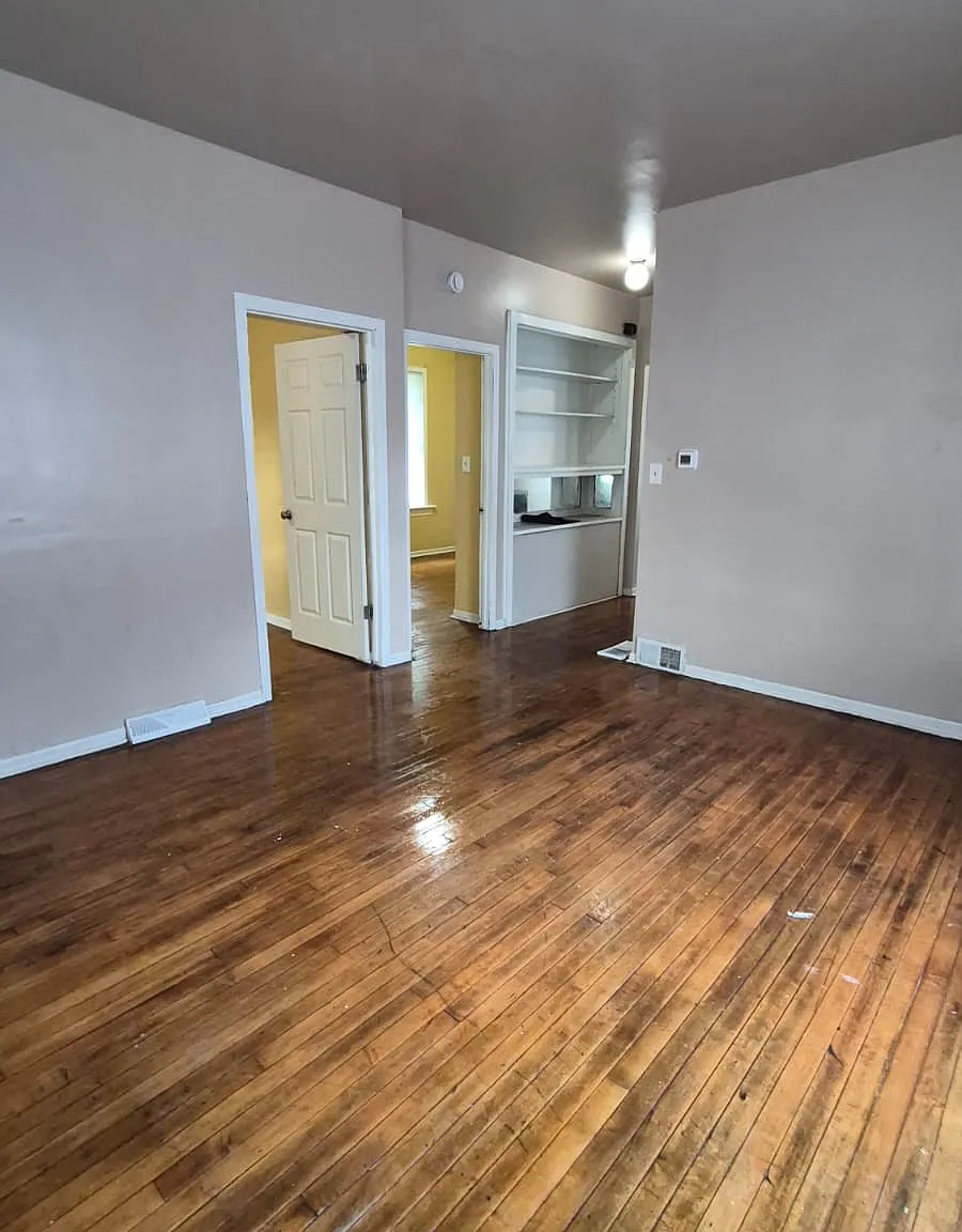 3834 North Port Washington Road - Lower — Photo 1