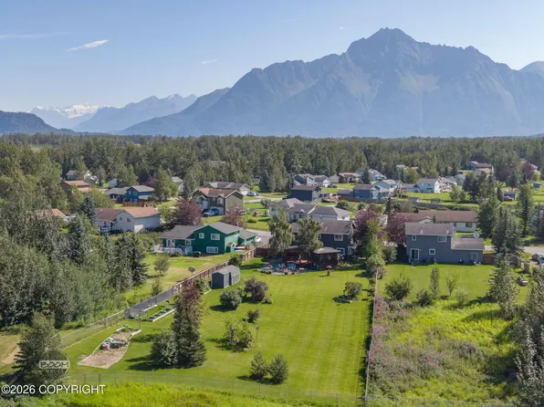 11619 E Annie Ln, Palmer, AK 99645