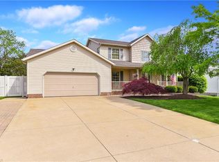 5295 Camden Dr, Stow, OH 44224