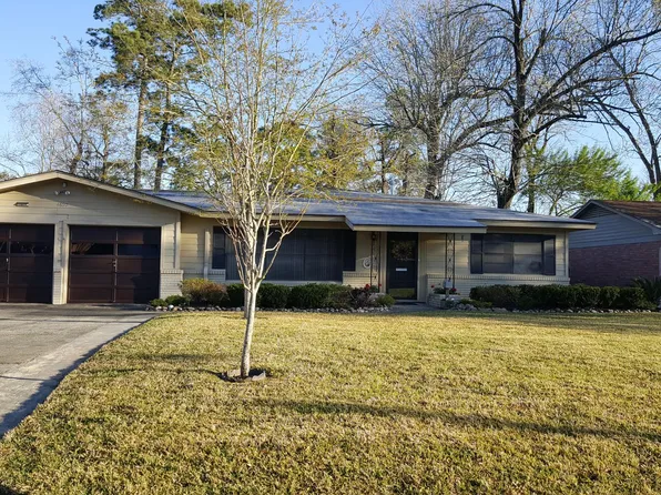 4690 Corkwood Ln, Beaumont, TX 77706