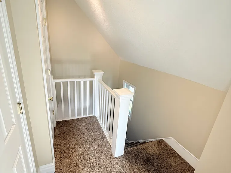 907 S Johnson St — Photo 7