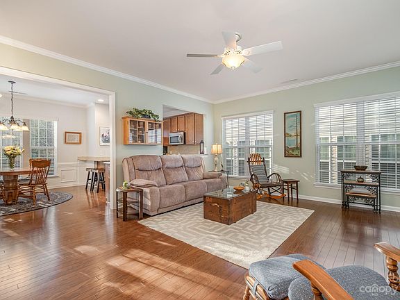 5th image of 9013 Smokey Hill Ln