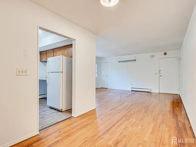 55 Gills Ln #28 — Photo 12