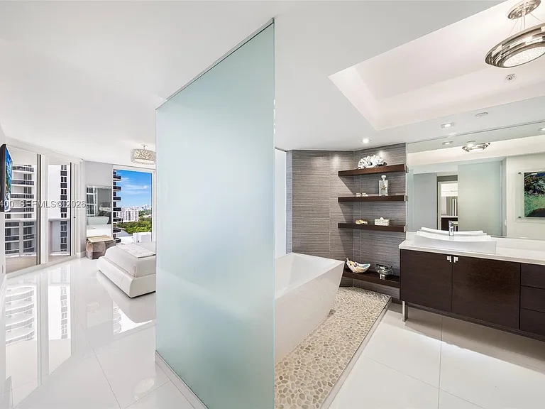 4779 S Collins Ave #2604 — Photo 17