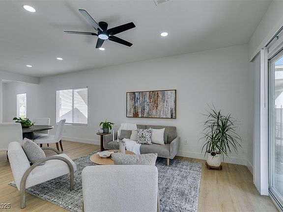 2nd image of 7948 Fantail Dr