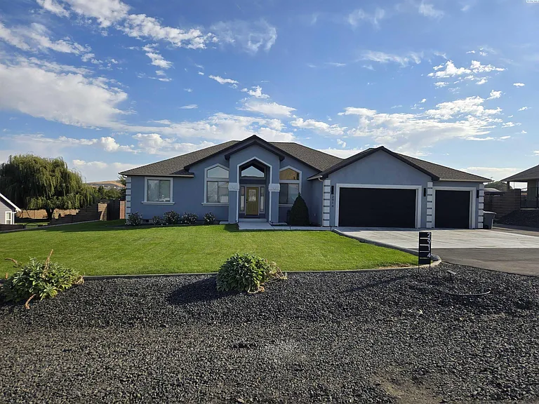 2914 Karlee Dr — Photo 42
