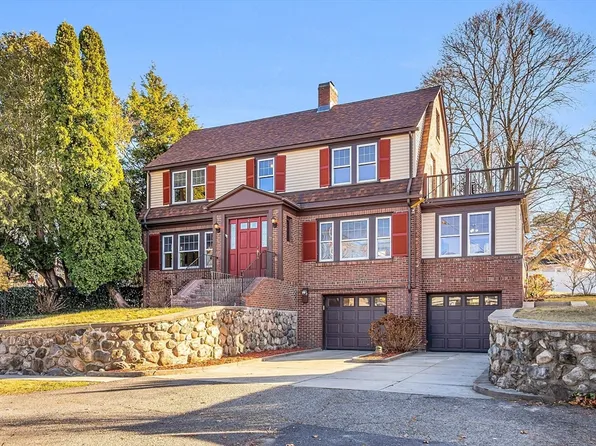 77 Badger Rd, Medford, MA 02155