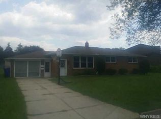 83 Gregory Dr, Buffalo, NY 14224