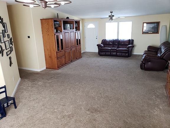 5th image of 3400 Sagebrush Blvd