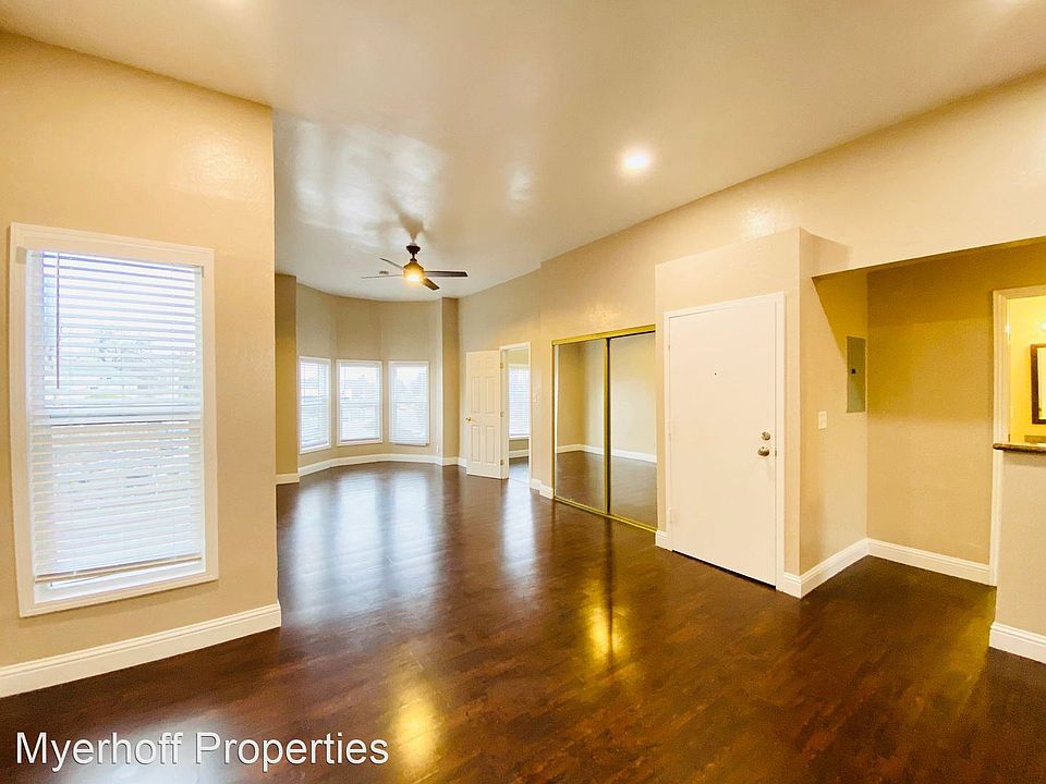 1st image of 690 18th St #C