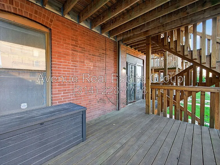 5559 Pershing Ave #1F — Photo 38