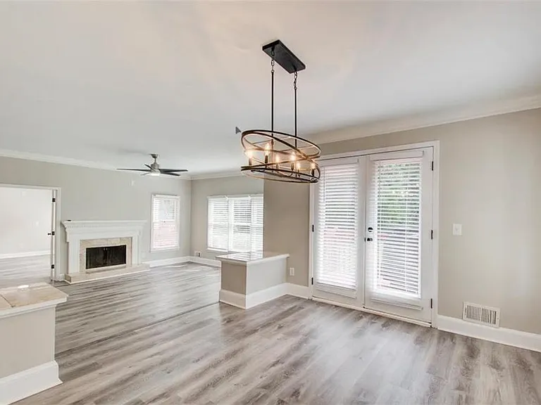 3 S Riversong Ln — Photo 2