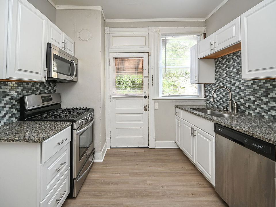 1st image of 2317 Stratford Ave
