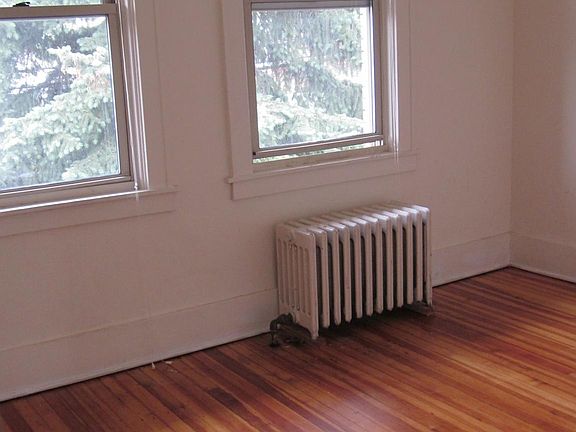 one of 4 bedrooms